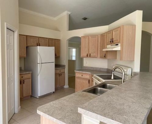 4497 Gadshaw Rd, Fort Pierce, FL 34953-8529