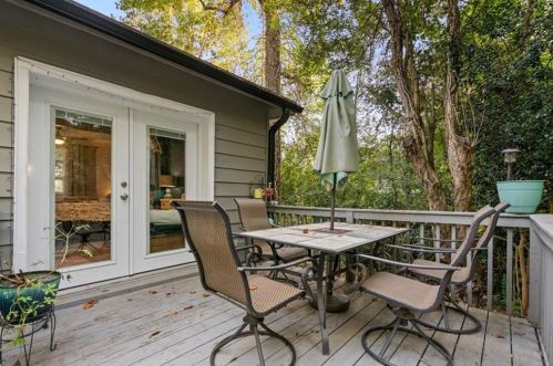 955 Lake Dr, Lithonia GA  30039-5747 exterior