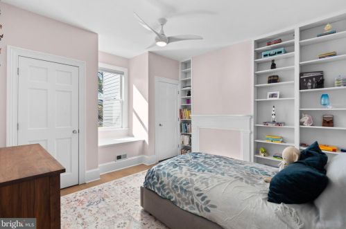 1316 T St, Washington DC 20009-4438 exterior