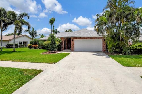 17301 Lake Park Rd, Boca Raton FL  33487-1118 exterior