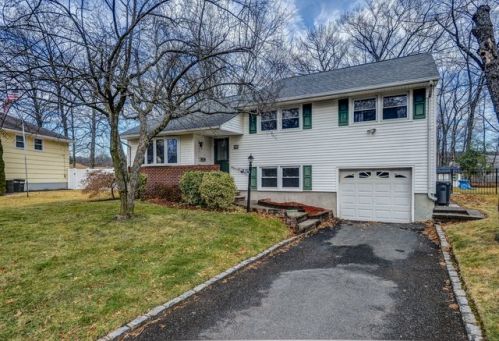 34 Derby Rd, Springfield, NJ 07081-3313