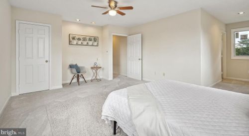 5247 Mitchell St, Alexandria VA 22312-2126 exterior