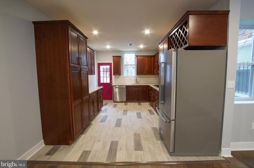 5817 Catharine St, Philadelphia PA 19143-2418 exterior