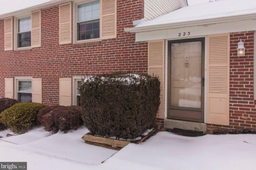 223 Canterbury Dr, Media PA 19086-6645 exterior