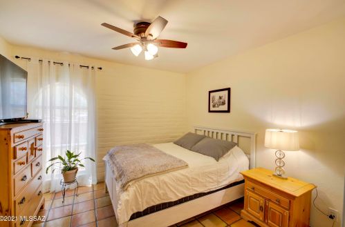 8901 Bears Path Rd, Tucson AZ  85749-8139 exterior