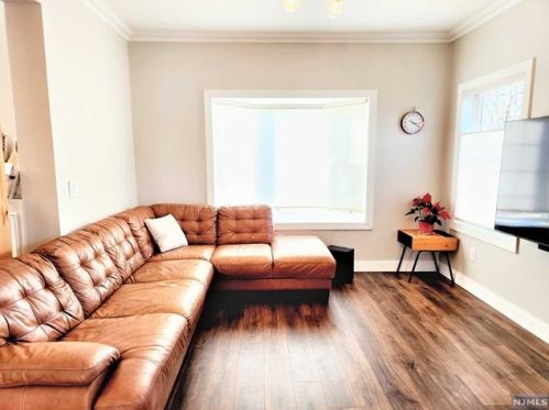 541 John St, Teaneck NJ  07666-5340 exterior