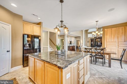 110 Pichelman Rd, Limerick PA 19468-2735 exterior