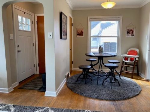 2623 80, Milwaukee WI 53213-1010 exterior