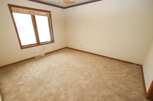 4517 Clayton Crst Ave, Milwaukee WI 53221-3732 exterior