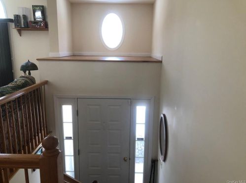 69 Un School Rd, Montgomery NY 12549-2318 exterior