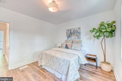 1233 16th St, Washington DC  20002-2501 exterior