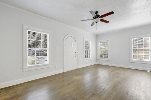 403 32nd St, Austin TX  78705-2407 exterior