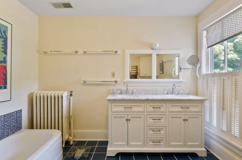 112 Nevada St, Waterford MN 55057-2342 exterior