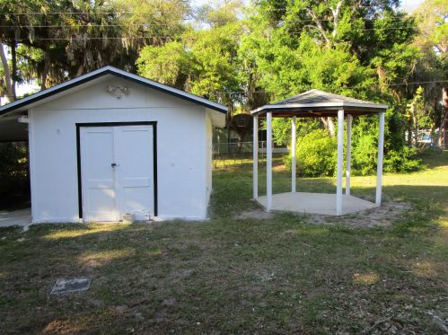 7706 Salerno Rd, Fort Pierce FL 34951-1336 exterior