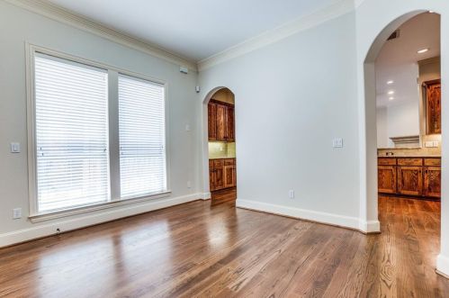 5630 Ellsworth Ave, Dallas TX  75206-5310 exterior