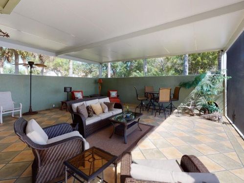 203 Eveningstar Cay, Naples FL 34114-9612 exterior