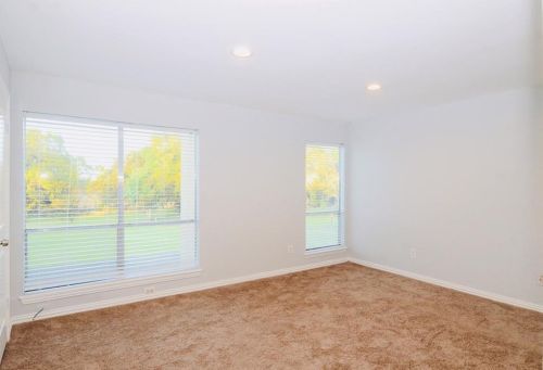 64 April Hl, Montgomery TX 77356-5923 exterior