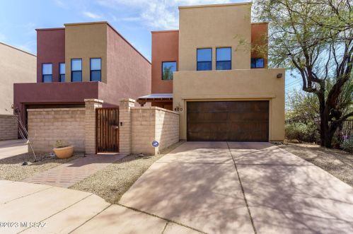 150 Castlefield Cir, Tucson AZ  85704-5783 exterior