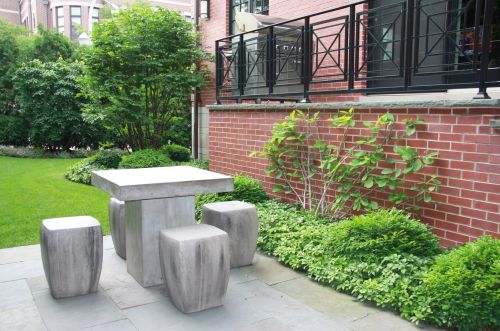 2900 Hermitage Ave, Chicago IL 60609-2733 exterior