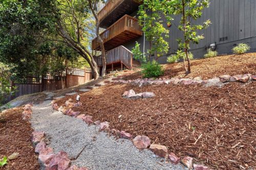 390 Lowell Ave, Mill Valley CA 94941-3846 exterior