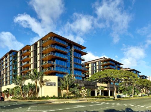 1388 Ala Moana Blvd, Honolulu HI  96814 exterior