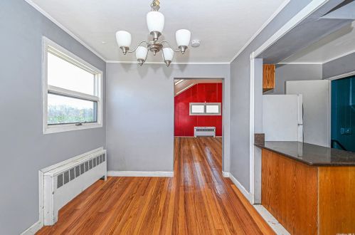 50 Great East Neck Rd, Babylon NY 11704-7631 exterior