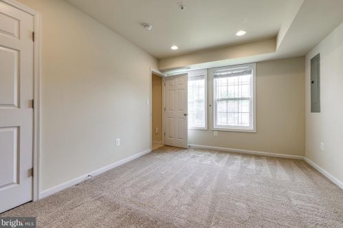 4303 Capitol St, Washington, DC 20032-2252