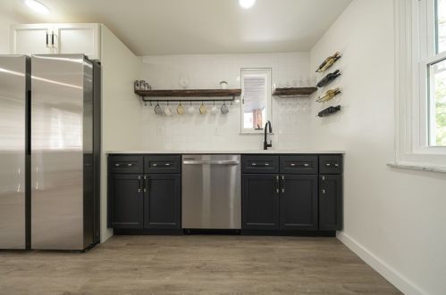 110 Briarwood Dr, Pittsburgh PA  15235-4301 exterior