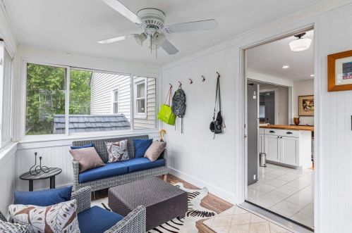 3 Broad Ave, Concord NH  03301-2734 exterior