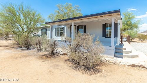 7465 Gemstone Rd, Tucson, AZ 85743-8699