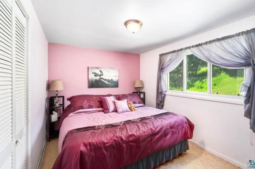 1445 Fern Ave, Duluth MN 55805-1133 exterior