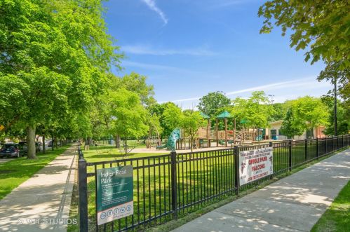 6104 Austin Ave, Chicago IL  60638-4320 exterior