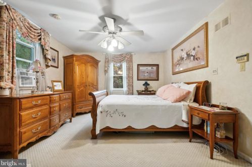 217 Vly Rd, Media PA 19063-5616 exterior