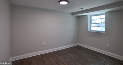 201 University Blvd, Silver Spring MD  20901-1945 exterior