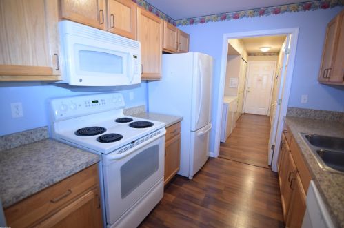 52188 Naugatuck Dr, Macomb Township, MI 48042-3842