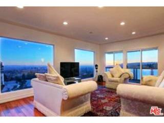 1601 Blue Jay Way, Los Angeles CA  90069-1216 exterior