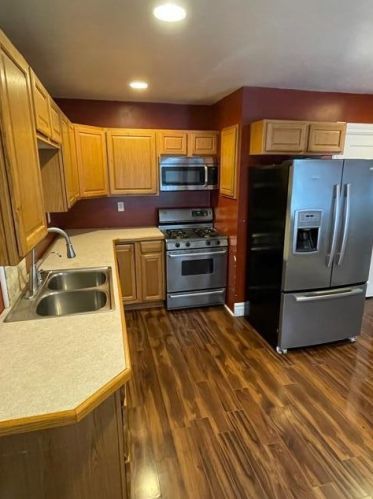 428 5 St, Manitowoc WI 54220-6807 exterior