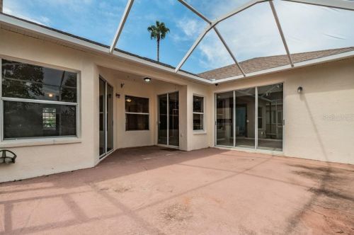 18113 Kara Ct, Tampa FL  33647-3306 exterior