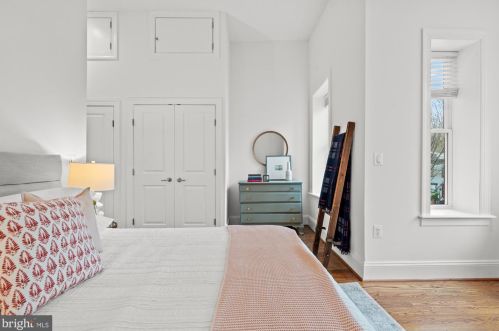 1431 3rd St, Washington DC  20024-2907 exterior