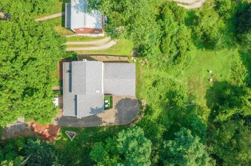 404 Geisler Dr, Pittsburgh, PA 15221-4102