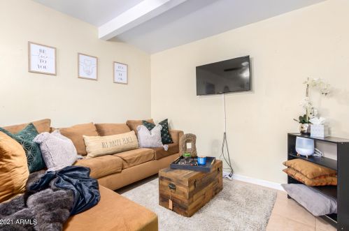 3820 Bethany Home Rd, Phoenix AZ 85015-2507 exterior