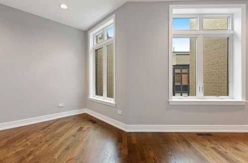 1701 Diversey Pkwy, Chicago IL 60614-1010 exterior