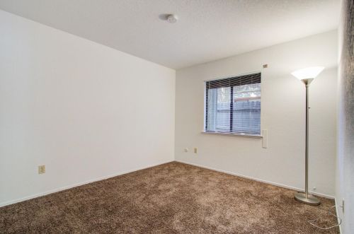 1419 Lk Blvd, Davis CA 95616-2635 exterior