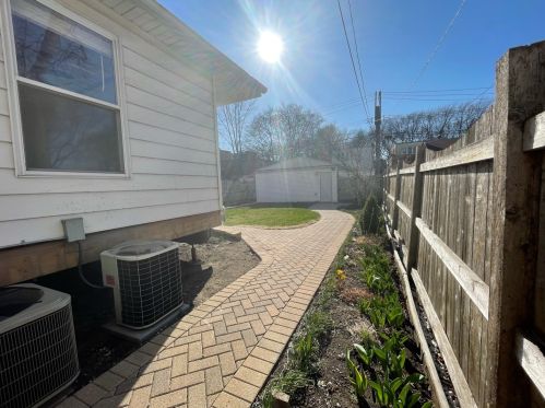 6320 Paulina St, Chicago IL 60660-1111 exterior