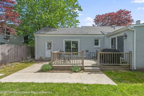 246 Eastham Rd, Point Pleasant Beach NJ 08742-2010 exterior