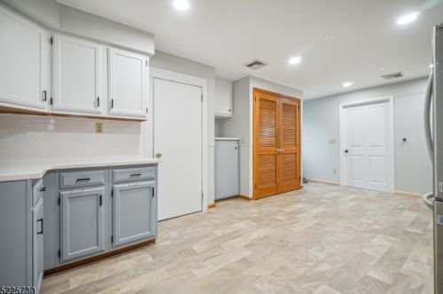 351 Belvidere Ave, Washington NJ  07882-1001 exterior