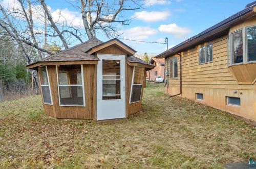 435 85 Ave, Duluth MN 55807-1755 exterior