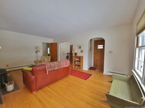 11 Reed St, Vernon CT 06066-3730 exterior