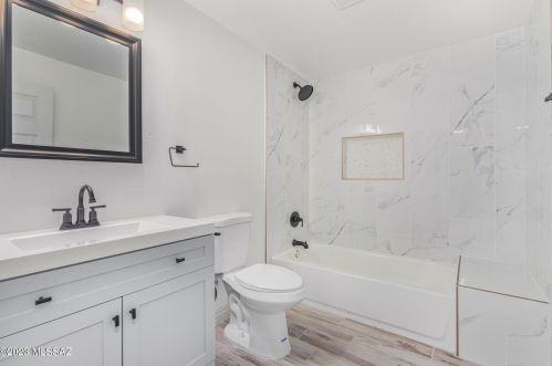 4121 Mars St, Tucson AZ 85741-1872 exterior