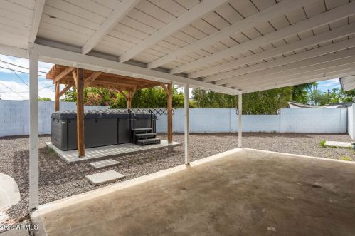 4721 24 St, Phoenix AZ 85016-4824 exterior